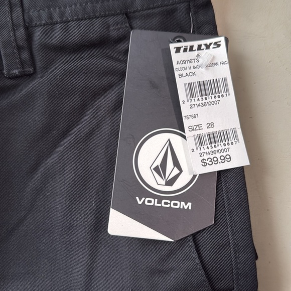 Black Men’s Volcom Shorts - Size 28 - Picture 2 of 2